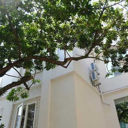 Le Petit Hanoi Bagian luar foto
